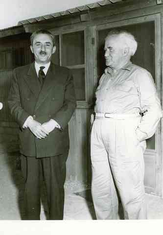 Moshe Sharett & David Ben-Gurion - Photo Goldman, Tel-Aviv, 1955